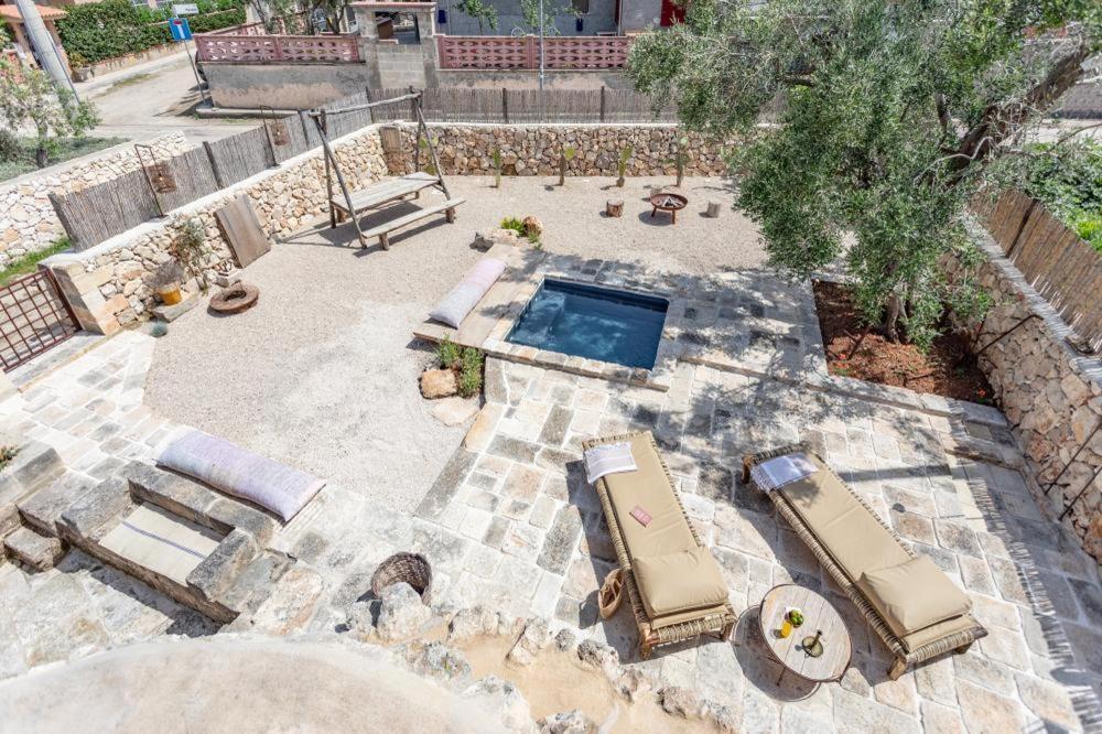 산티시도로 Trullo Santovia B&B 외부 사진