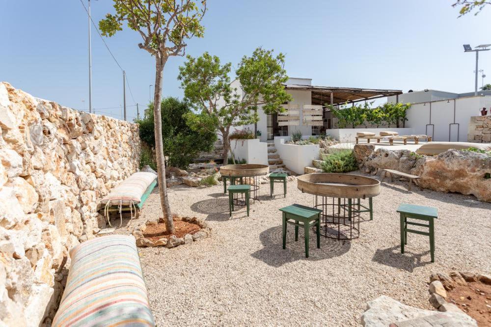 산티시도로 Trullo Santovia B&B 외부 사진