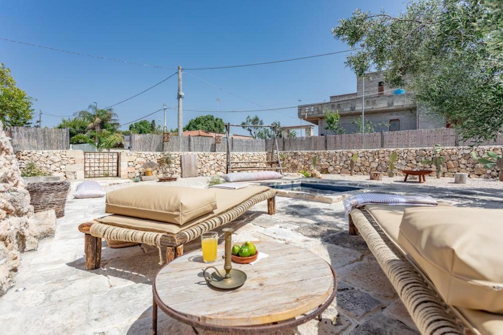 산티시도로 Trullo Santovia B&B 외부 사진
