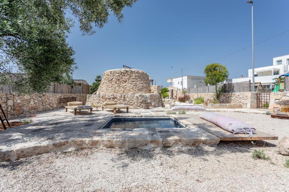 산티시도로 Trullo Santovia B&B 외부 사진